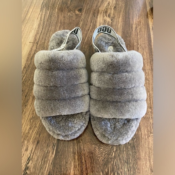 Uggs - Picture 2 of 8